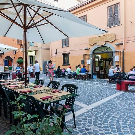 فندق La Casa Degli Artisti 1 نيتّونو المظهر الخارجي الصورة