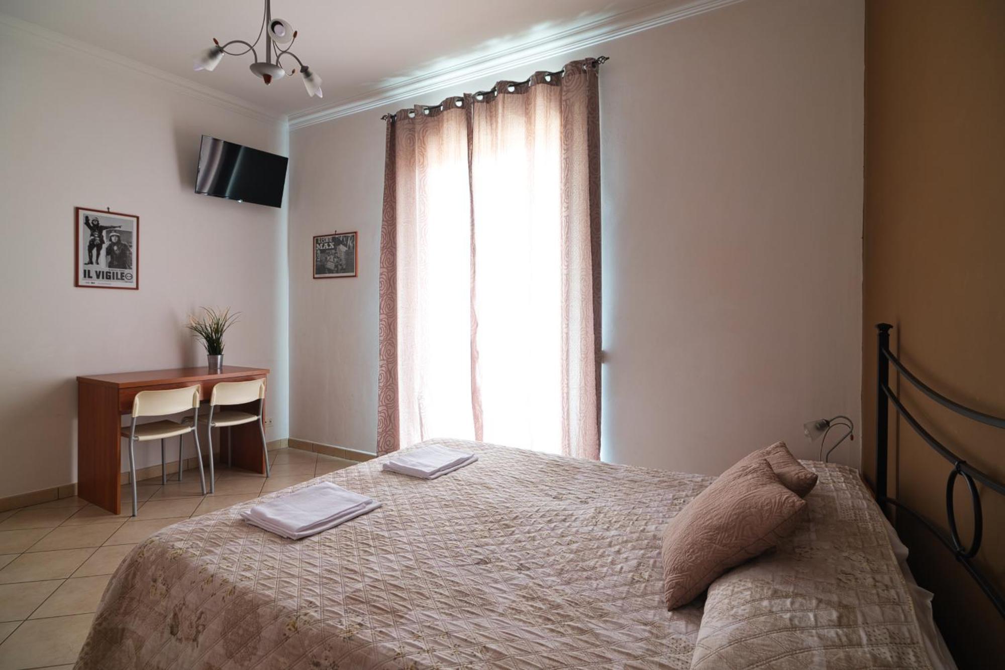 فندق La Casa Degli Artisti 1 نيتّونو المظهر الخارجي الصورة