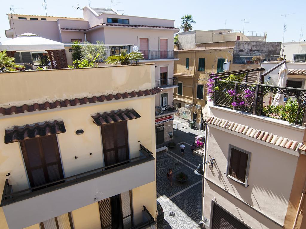 فندق La Casa Degli Artisti 1 نيتّونو المظهر الخارجي الصورة