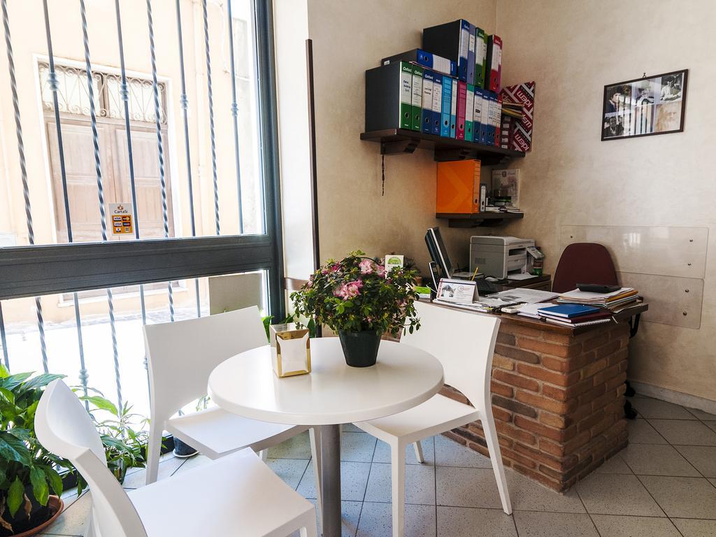 فندق La Casa Degli Artisti 1 نيتّونو المظهر الخارجي الصورة